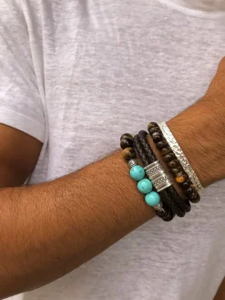 Armband mit Edelsteinen