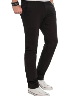 ASDaiily in Schwarz