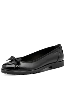 Ballerina in schwarz