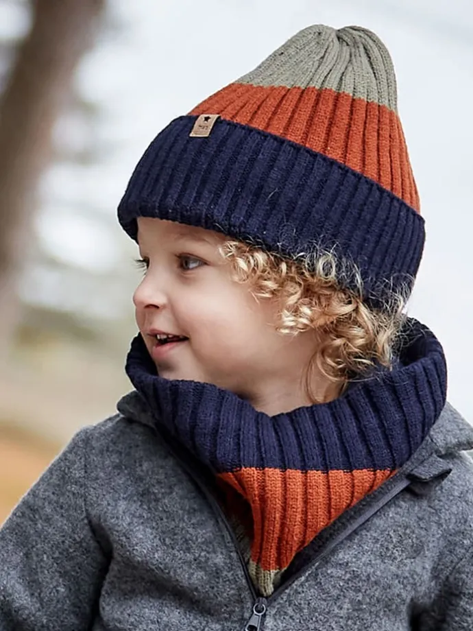 Beanie in Grün/ Orange/ Dunkelblau
