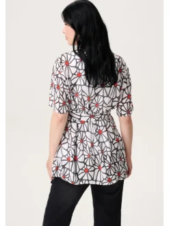 Bluse All Over Print in Three Color Flower