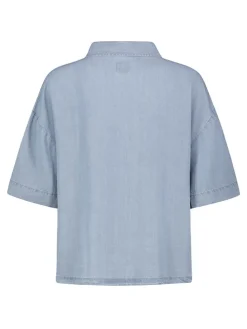 Bluse in Hellblau