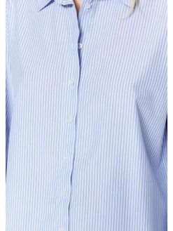 Bluse in Hellblau/ Weiß
