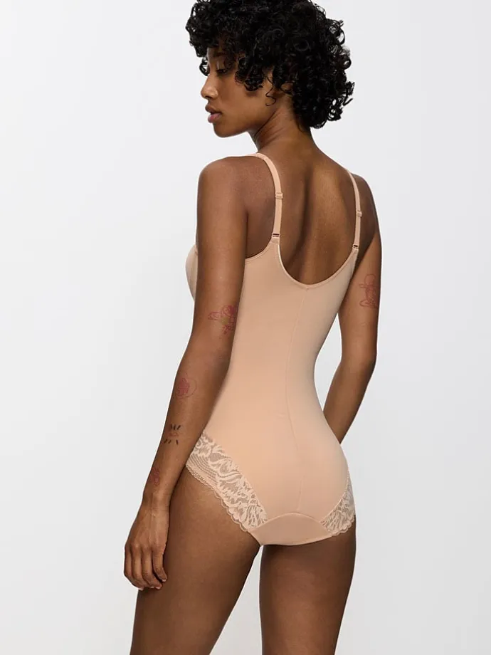 Body in Beige