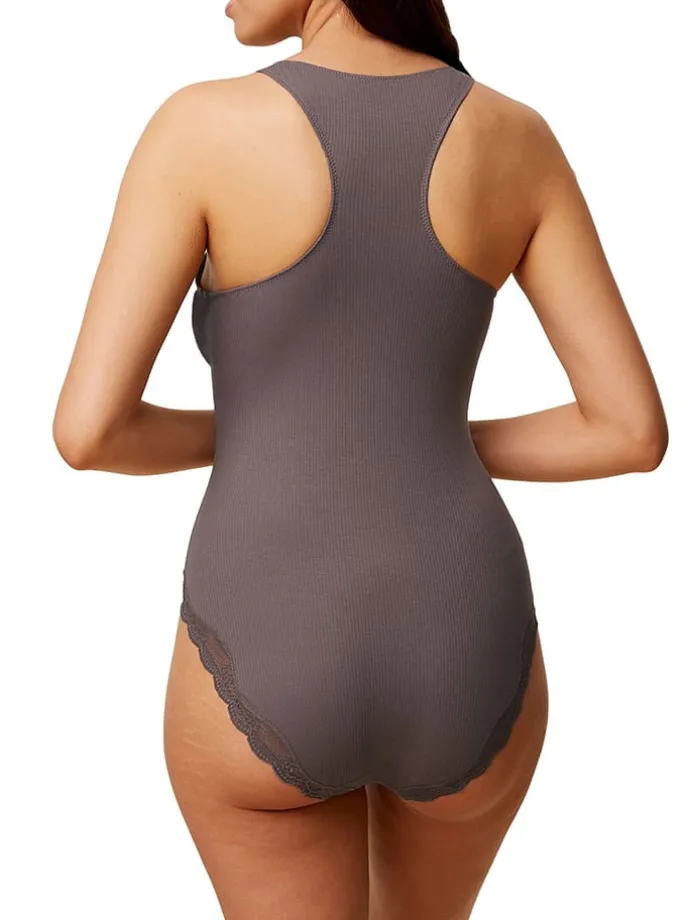 Body in Grau