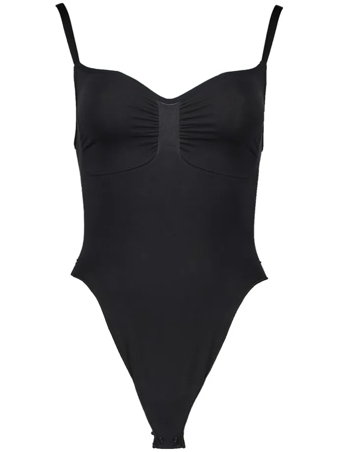Body in Schwarz