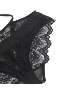 Body in Schwarz