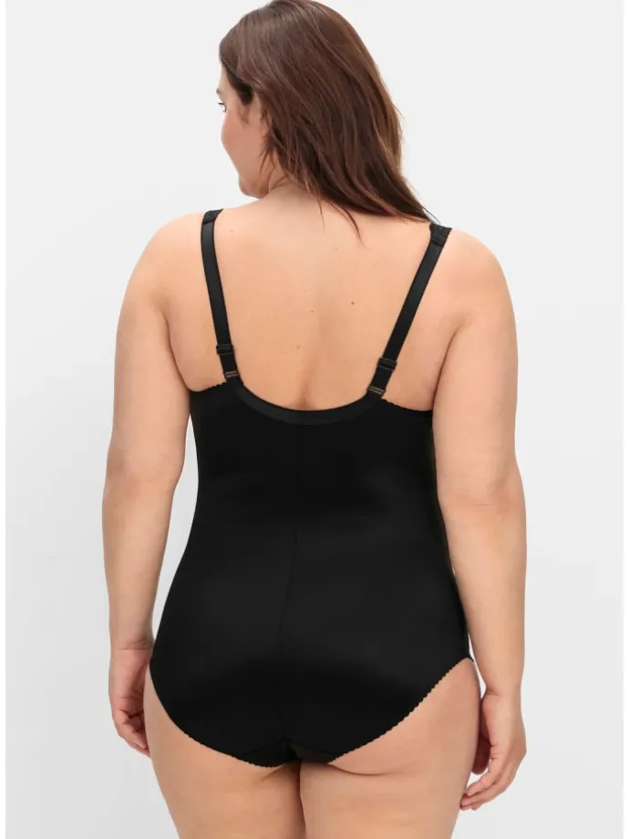 Body in schwarz