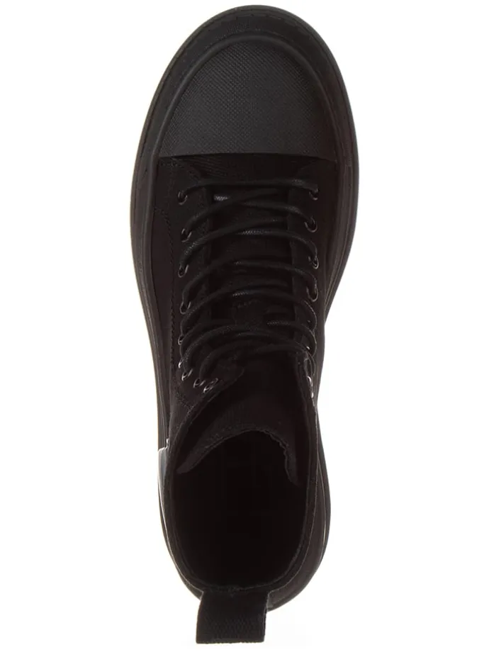 Boots in Schwarz