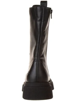 Boots in Schwarz
