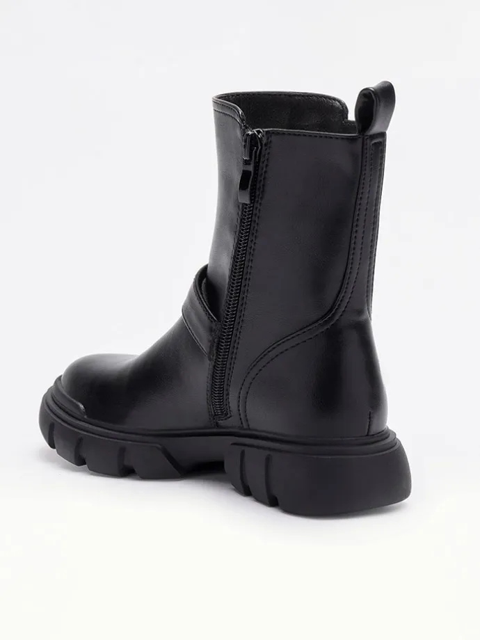 Boots "Tessa" in Schwarz