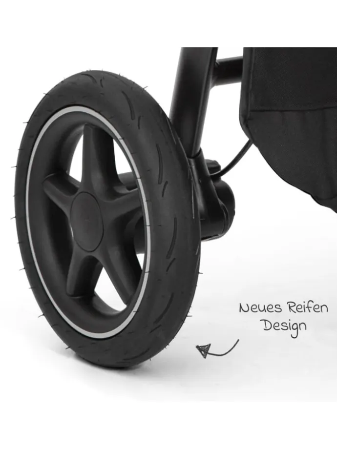 Buggy & Sportwagen Versatrax mit neuem Reifen-Design in schwarz