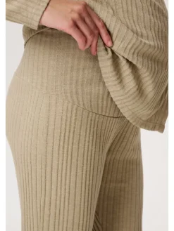 Casual Hose Inari in Abbey Stone