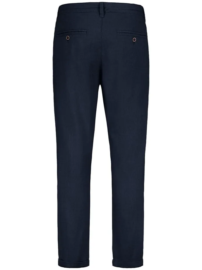 Chinos in Dunkelblau
