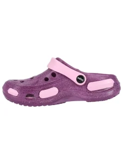 Clogs