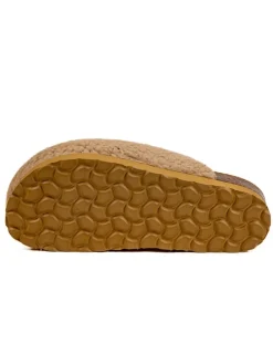 Clogs in Beige