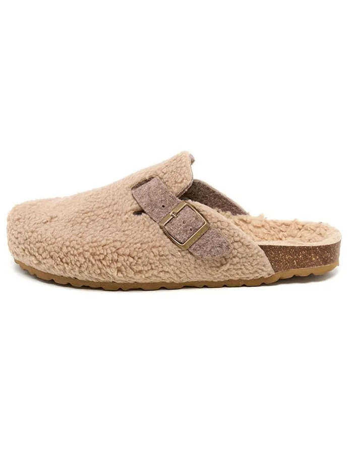 Clogs in Beige