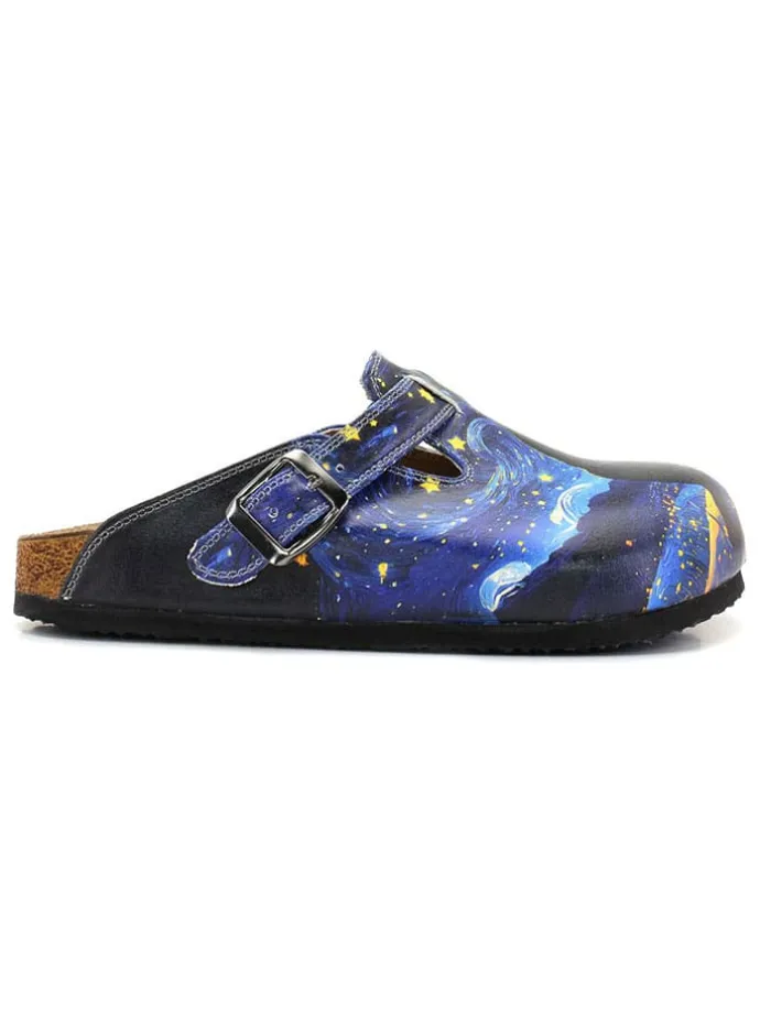 Clogs in Dunkelblau