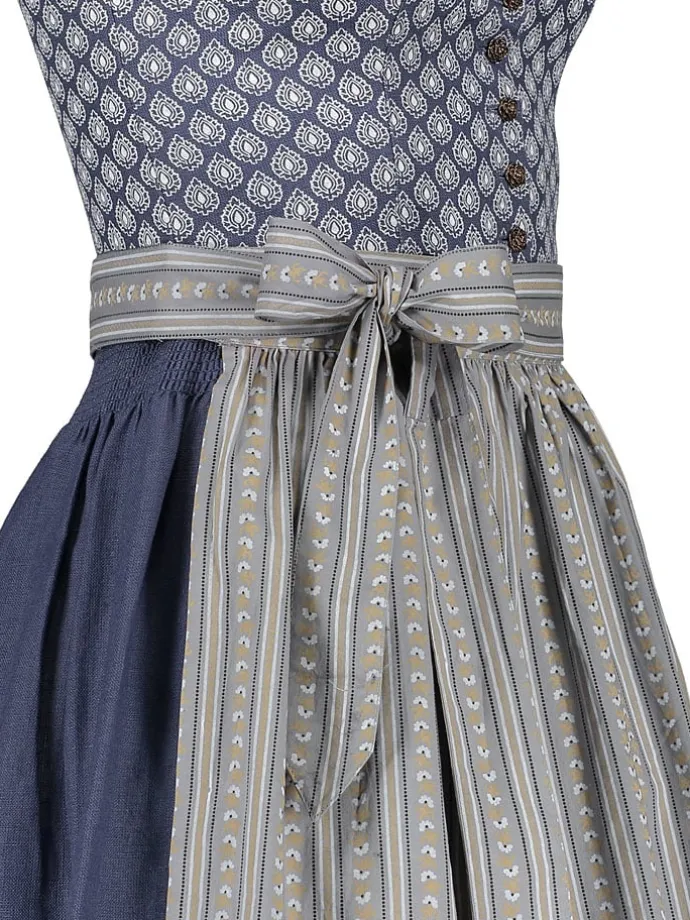Dirndl in Dunkelblau