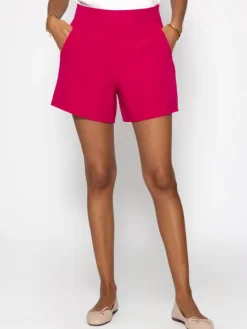 Elegante Shorts in Himbeerrot