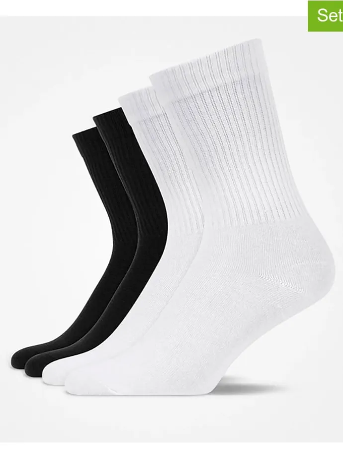 4er-Set: Socken in Schwarz/ Weiß