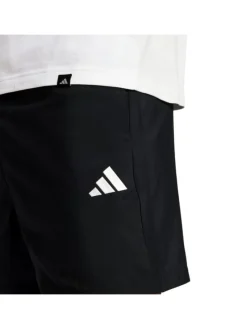 Essentials Small Logo Chelsea Shorts in Schwarz