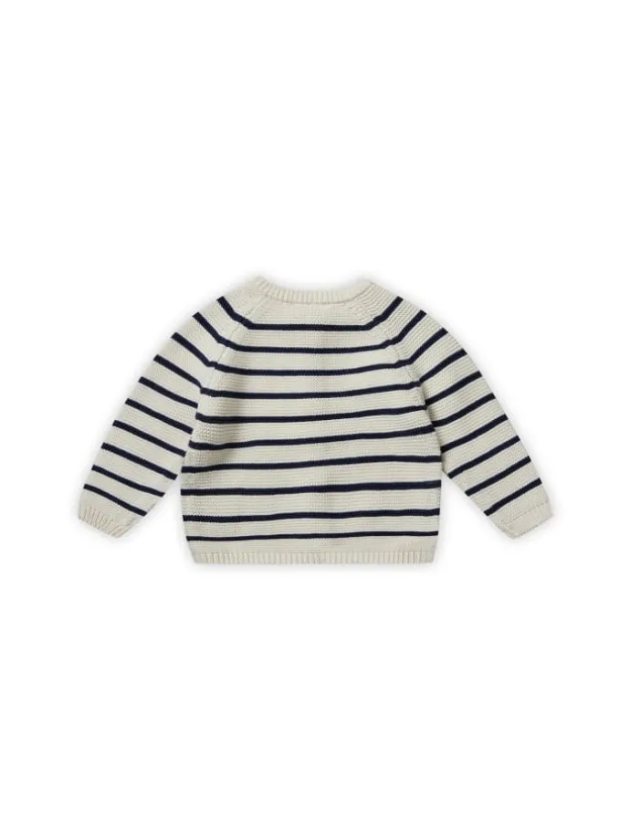 Gestreifte Strickjacke in weiß