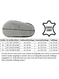 Graue Leder-Baby-Lauflernschuhe mit rutschfester Sohle – Blaue Auto-Muster