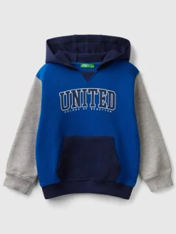 Hoodie in Blau/ Grau