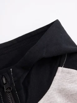 Hoodie in Schwarz/ Grau/ Blau