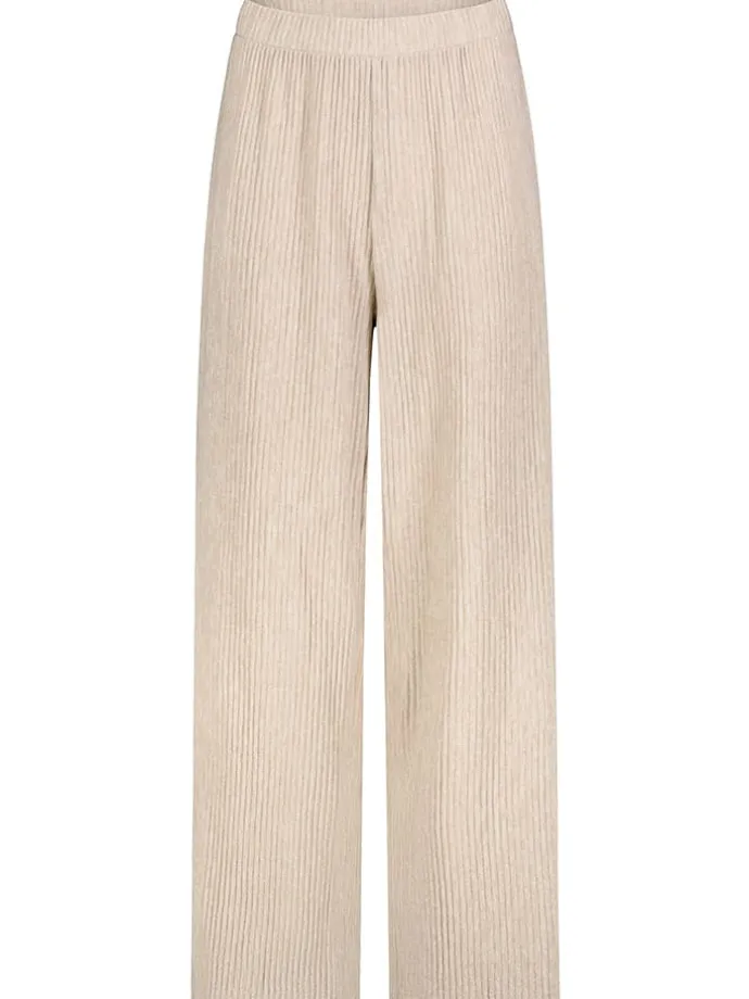 Hose in Beige