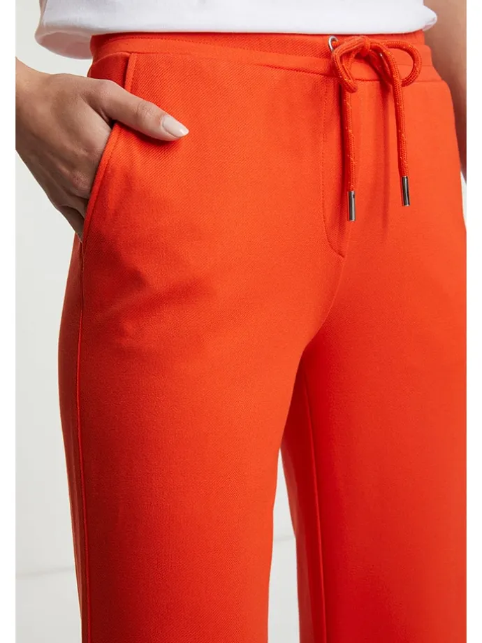 Hose in Orange