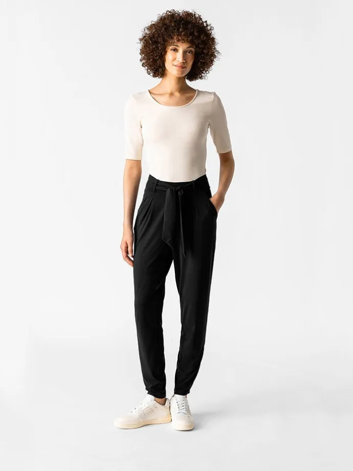 Hose "Jade" in Schwarz