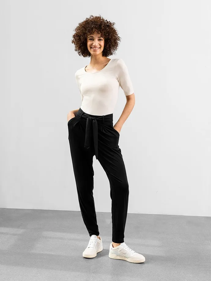 Hose "Jade" in Schwarz