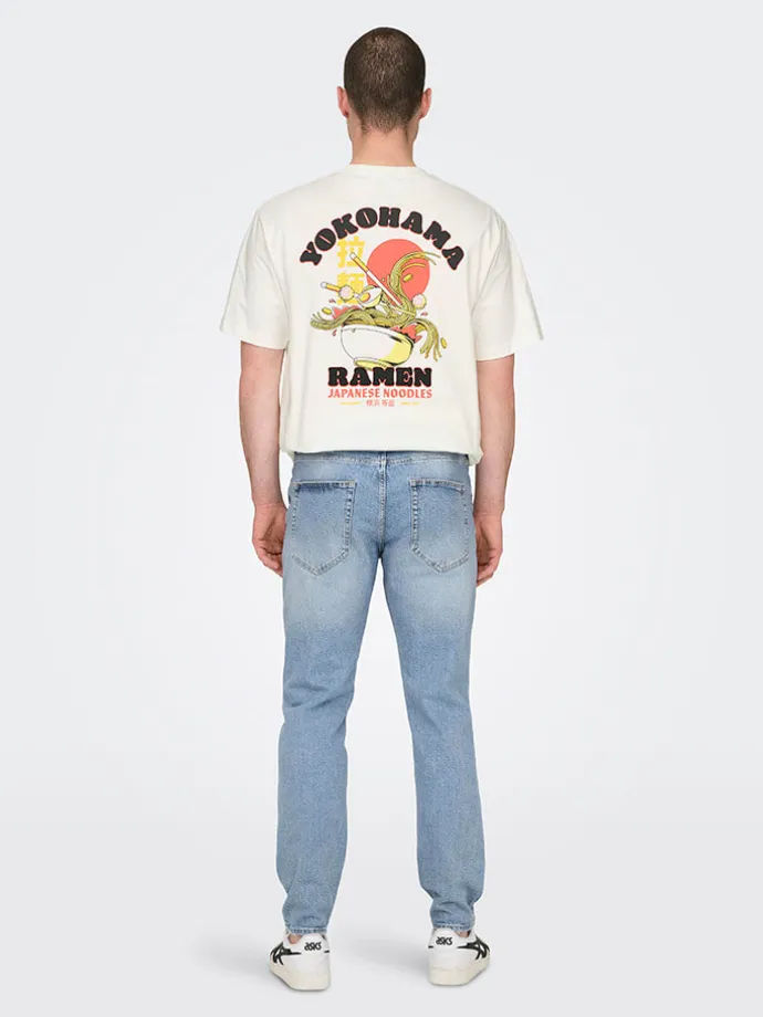 Jeans - Tappered fit - in Hellblau