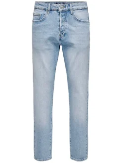 Jeans - Tappered fit - in Hellblau