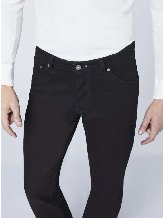 Jeans aus schwarzem Denim in Schwarz