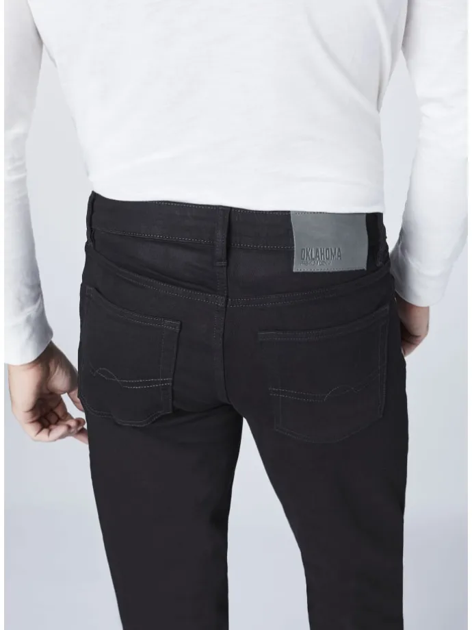 Jeans aus schwarzem Denim in Schwarz