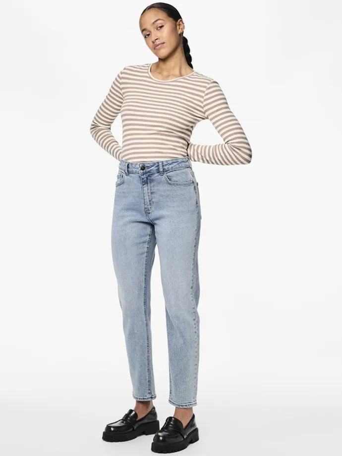 Jeans "Bella" - Tapered fit - in Blau
