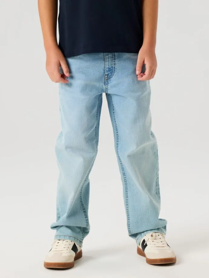 Jeans in Light Blue Denim