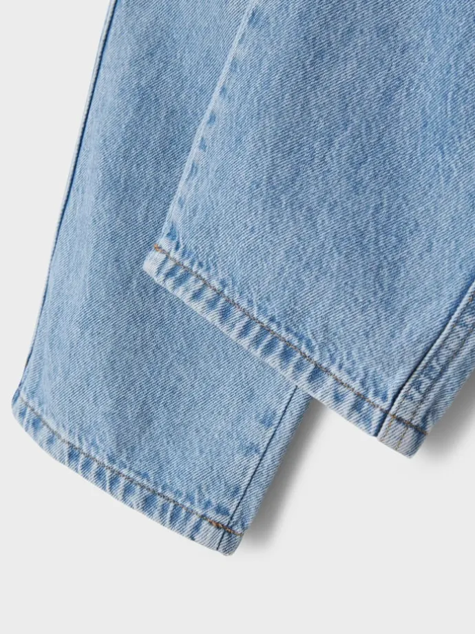 Jeans in Light Blue Denim