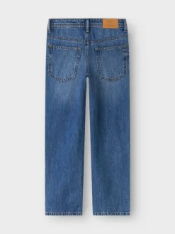 Jeans in Medium Blue Denim