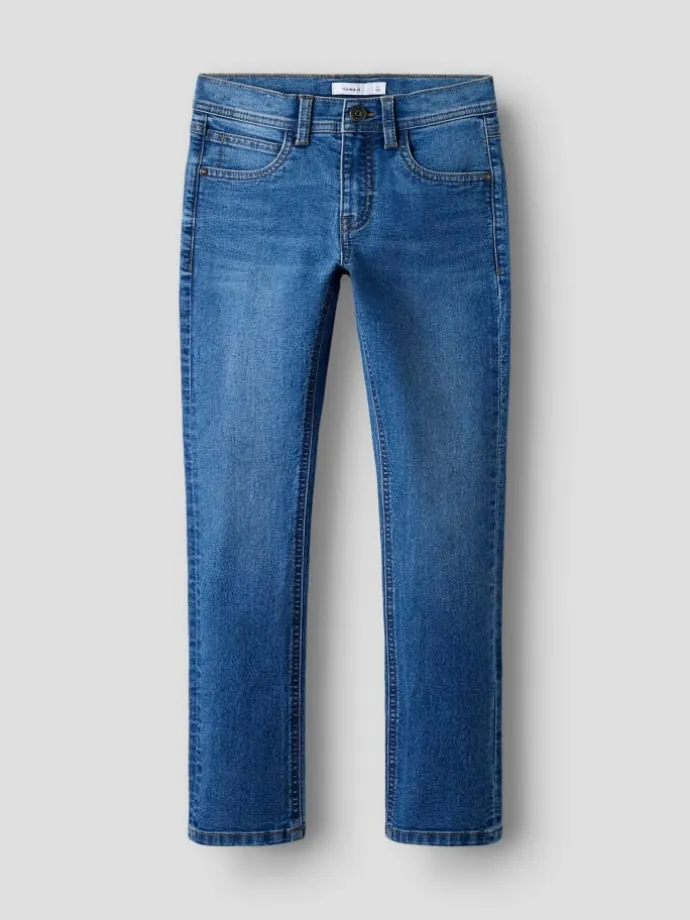 Jeans in Medium Blue Denim