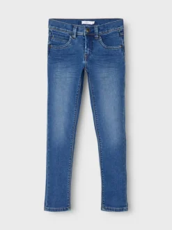 Jeans in Medium Blue Denim