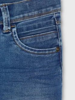 Jeans in Medium Blue Denim