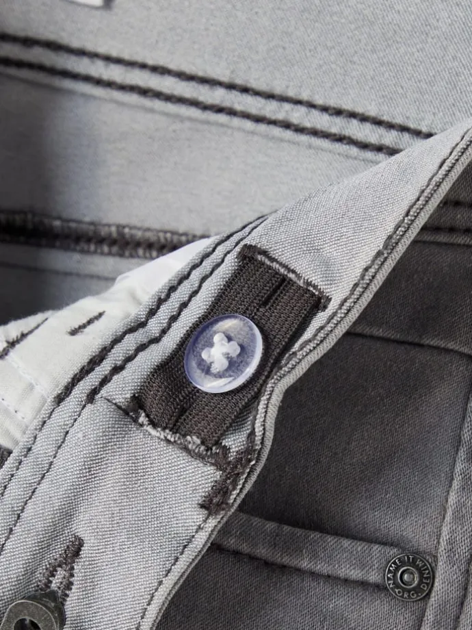 Jeans in Medium Grey Denim