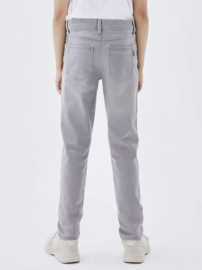 Jeans in Medium Grey Denim
