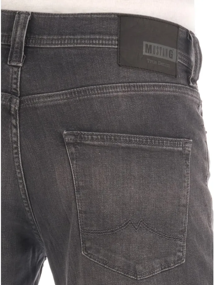 Jeans Vegas slim in Schwarz