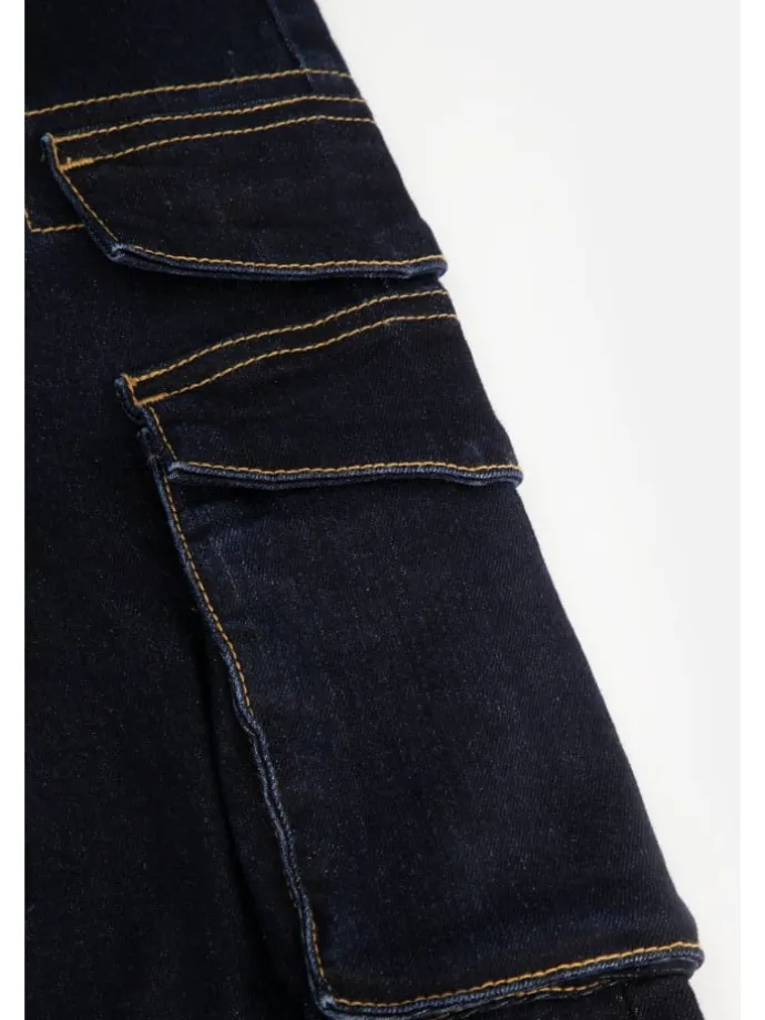Jeanshose in dunkelblau