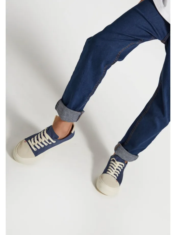 Jeanshose in dunkelblau